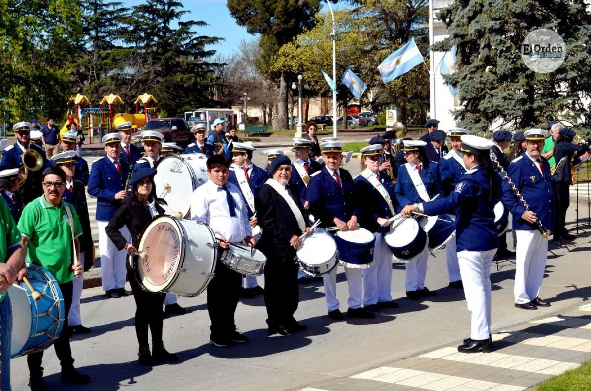 Se reconoció a Rubén Dos Santos como “Vecino Distinguido”