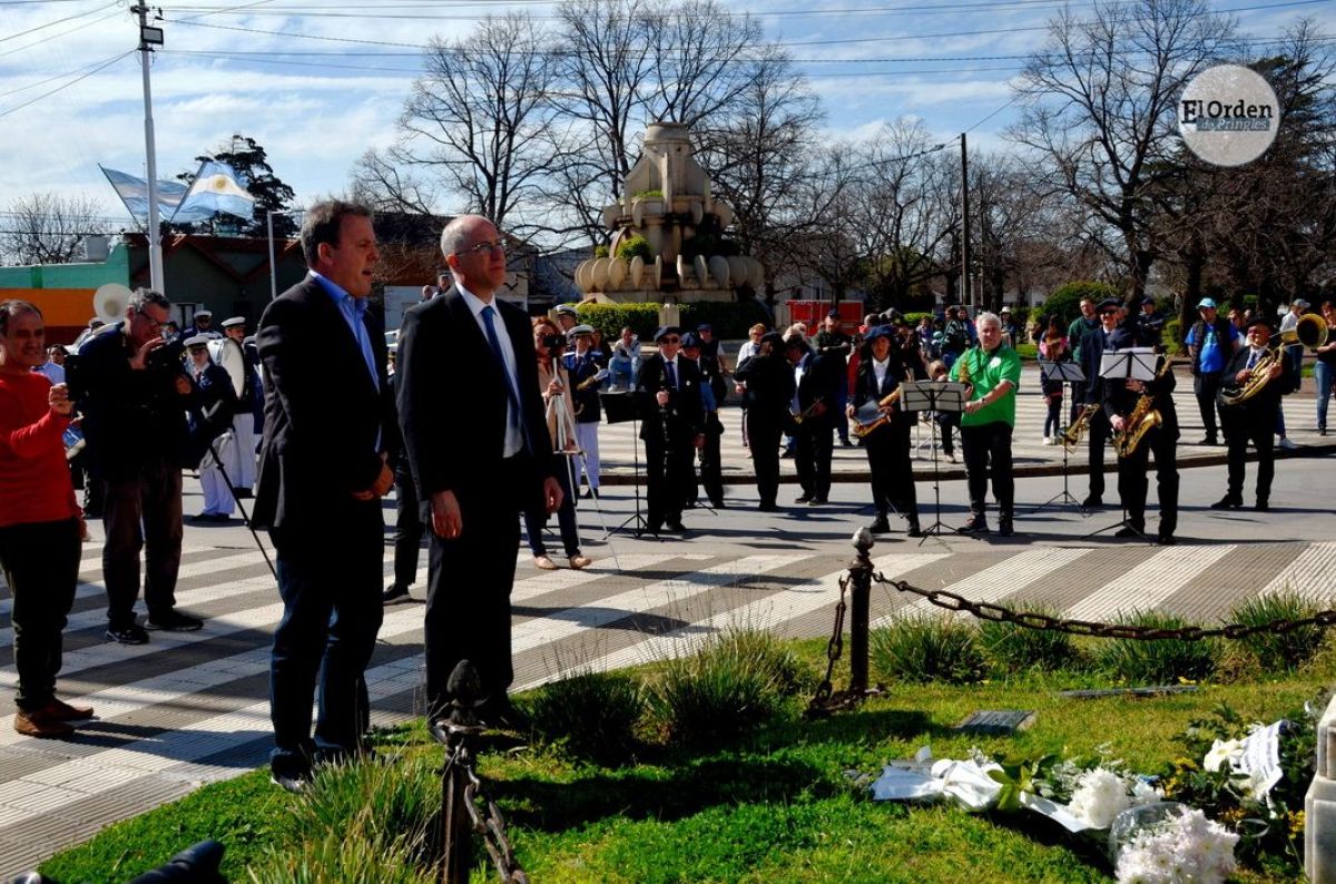 Se reconoció a Rubén Dos Santos como “Vecino Distinguido”