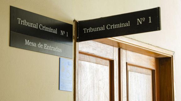 Un hombre que abusaba de la hija de su ex concubina fue condenado