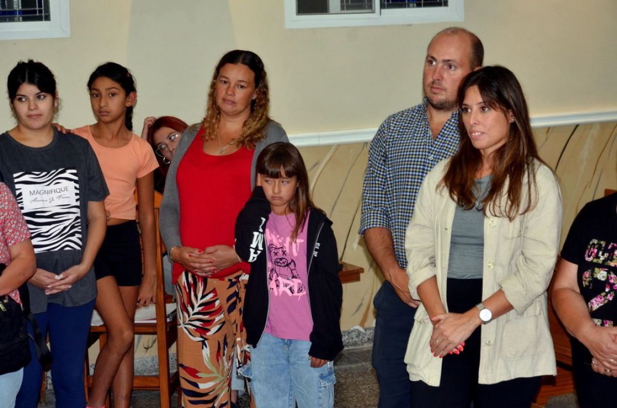 Bendición Especial a 13 embarazadas en el Día del Niño por Nacer