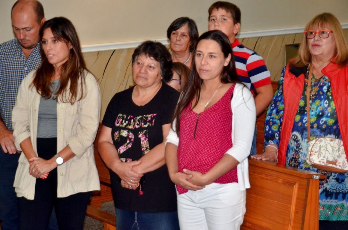 Bendición Especial a 13 embarazadas en el Día del Niño por Nacer