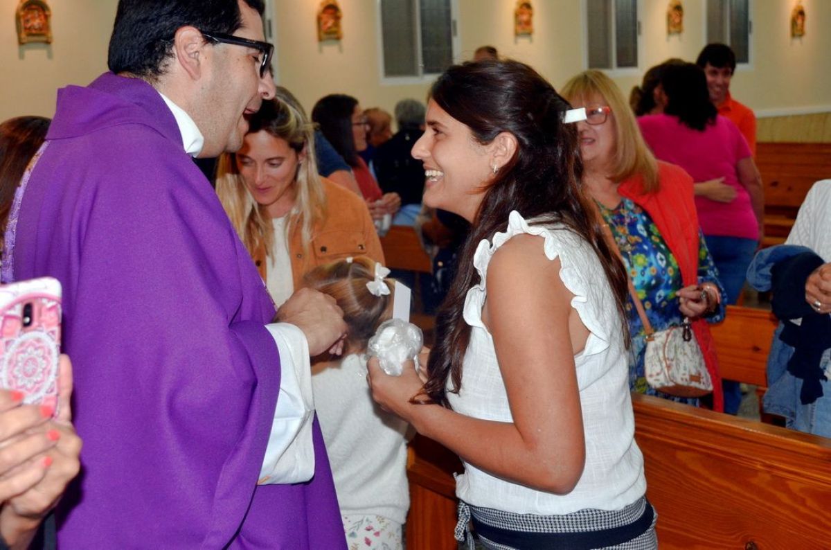 Bendición Especial a 13 embarazadas en el Día del Niño por Nacer