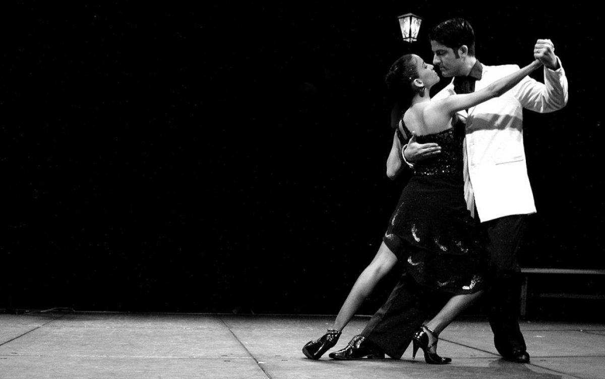 Vuelven las clases de tango al Club Roca