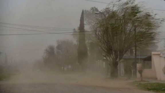 Vientos de hasta 70 km/h: alerta amarilla para Pringles y todo el Sudoeste Bonaerense