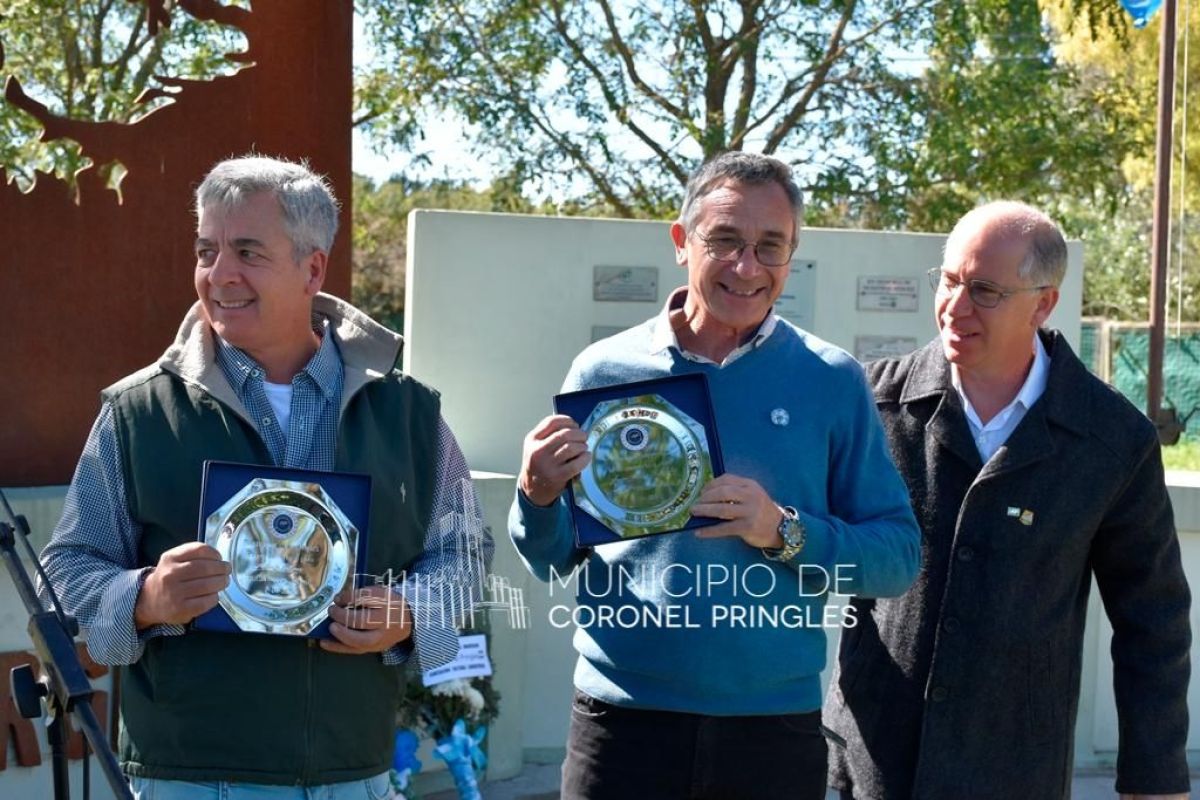 Emotivo acto por el Día del Veterano y los Caídos en la Guerra de Malvinas