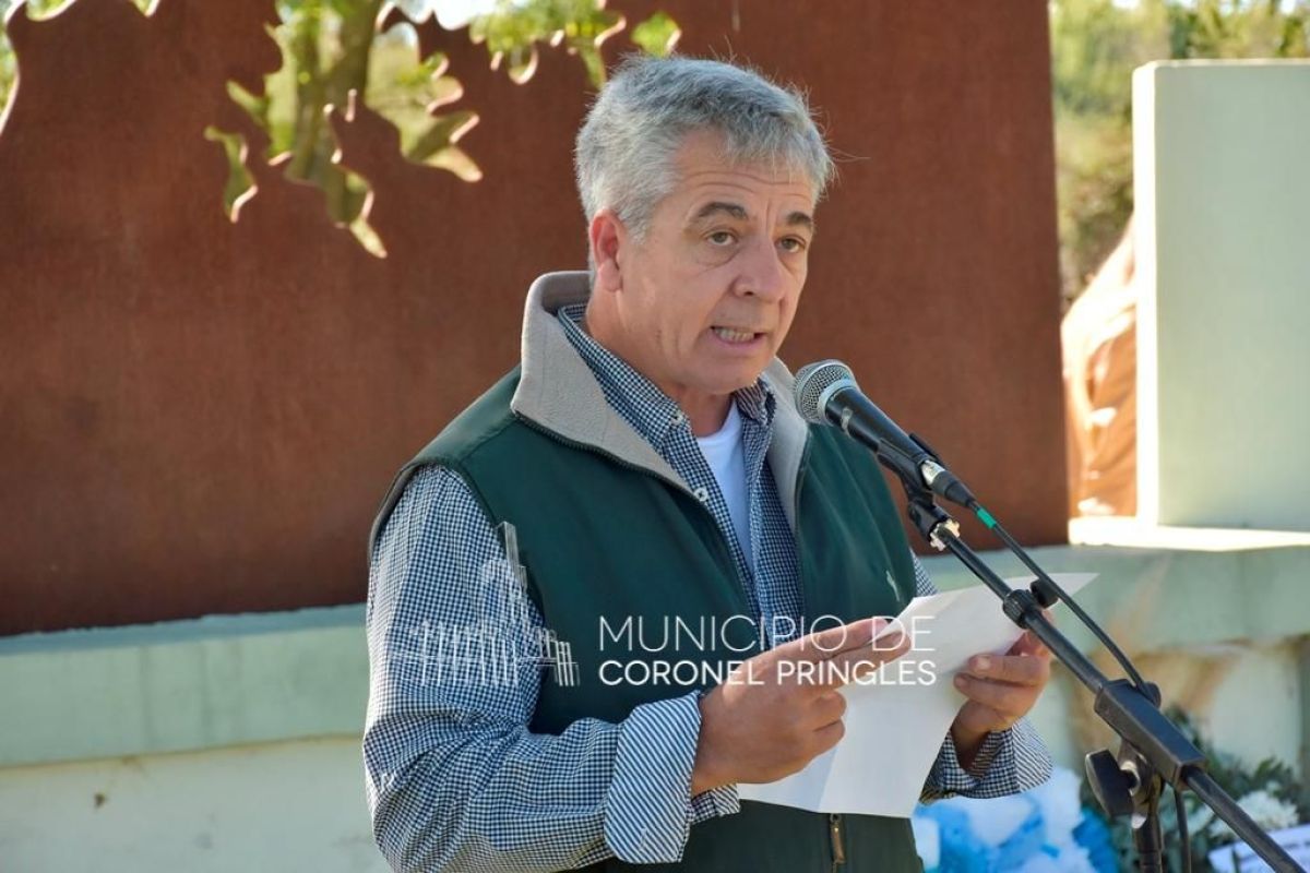 Emotivo acto por el Día del Veterano y los Caídos en la Guerra de Malvinas