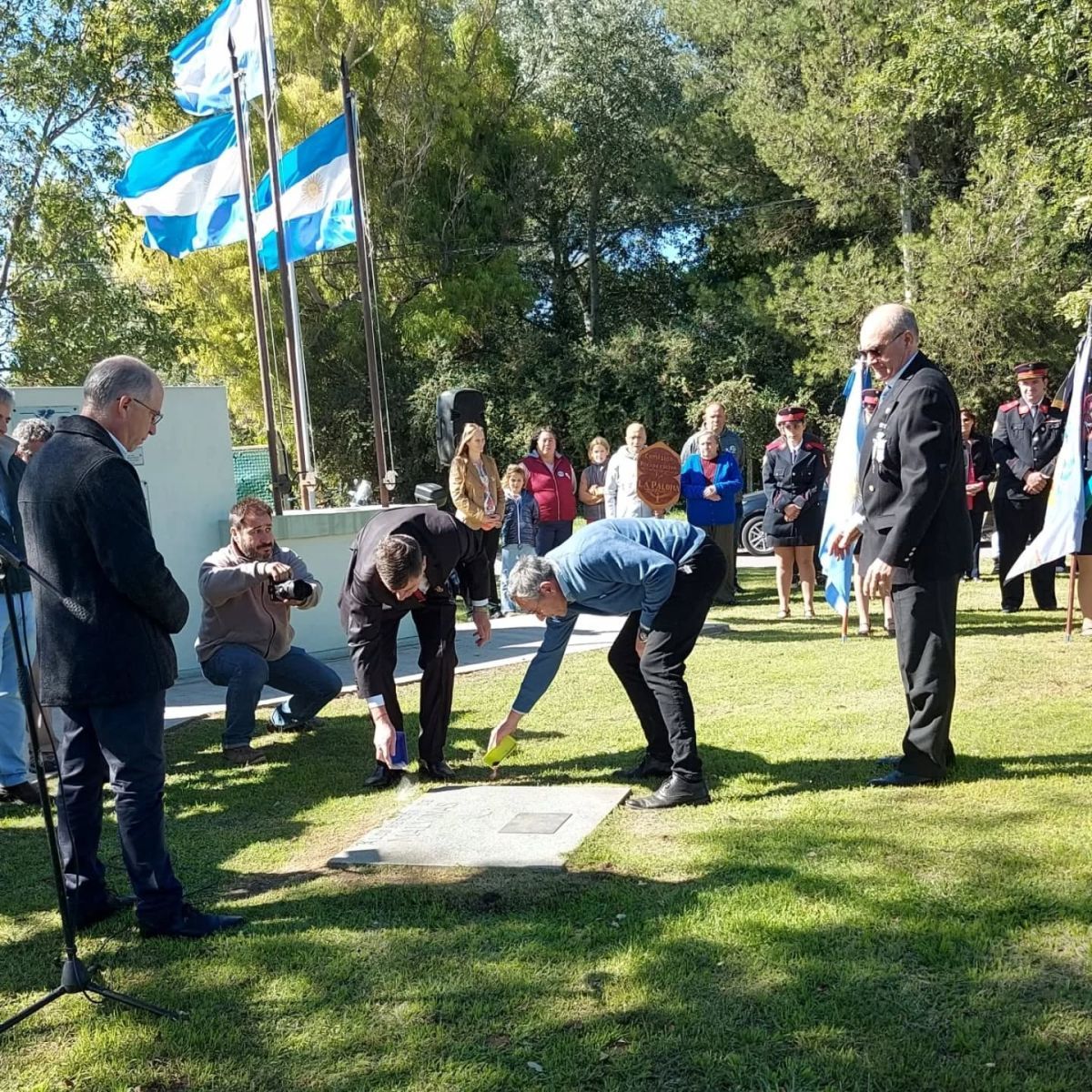 Emotivo acto por el Día del Veterano y los Caídos en la Guerra de Malvinas