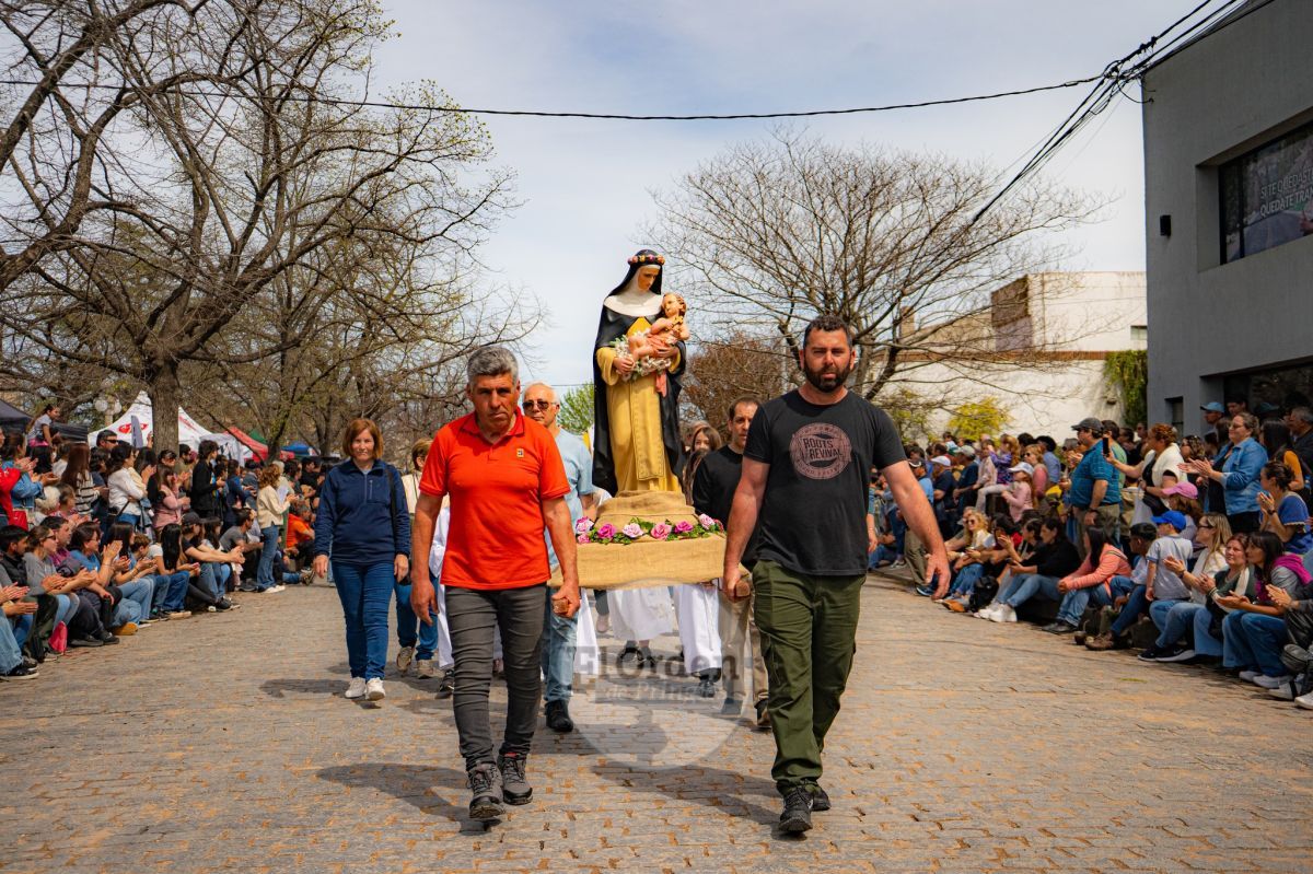 Pringles celebró su 143° aniversario con una multitudinaria fiesta popular