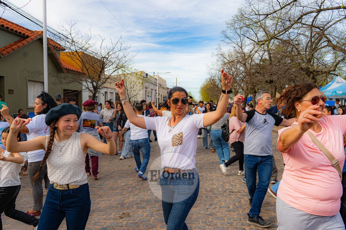 Pringles celebró su 143° aniversario con una multitudinaria fiesta popular