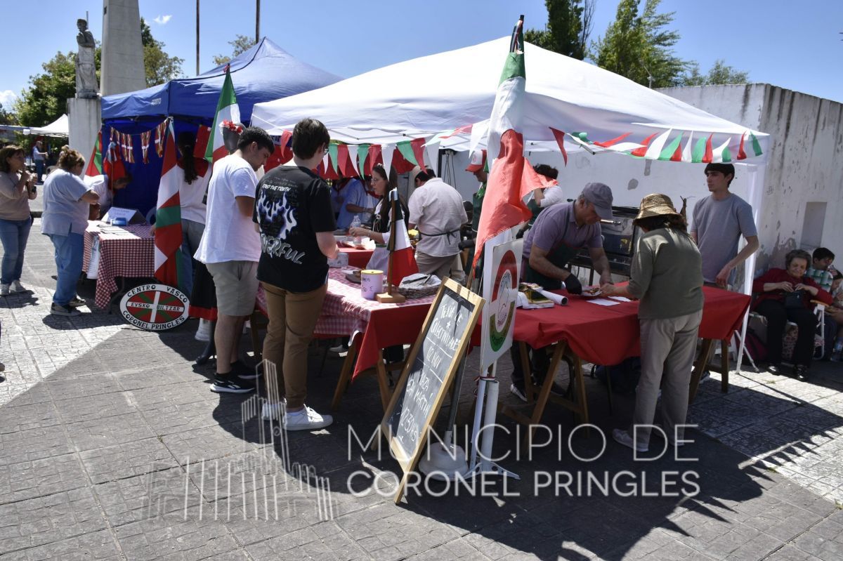 Feria de las colectividades: "salió todo bárbaro"