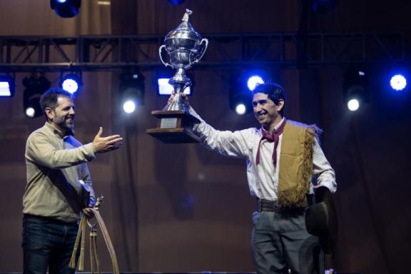 Gesta Pringlense en Montevideo: Emilio Pratula se consagró campeón en la 99ª Semana Criolla del Prado