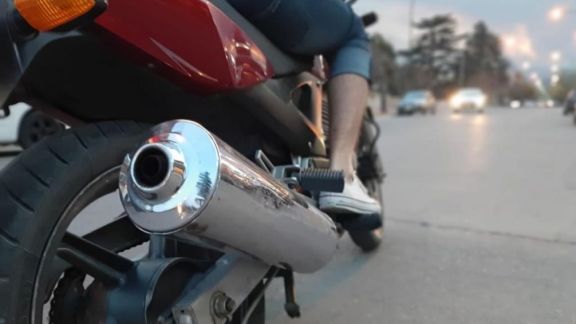 Saldungaray: investigan las causales de un disparo que recibió un motociclista