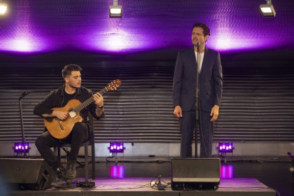 El dúo pringlense Carassou & Orbe brilló con su tango en el Palacio Libertad