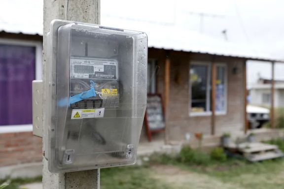 Tarifazo en puerta: La Provincia autorizó subas en las tarifas de luz desde el 1° de julio