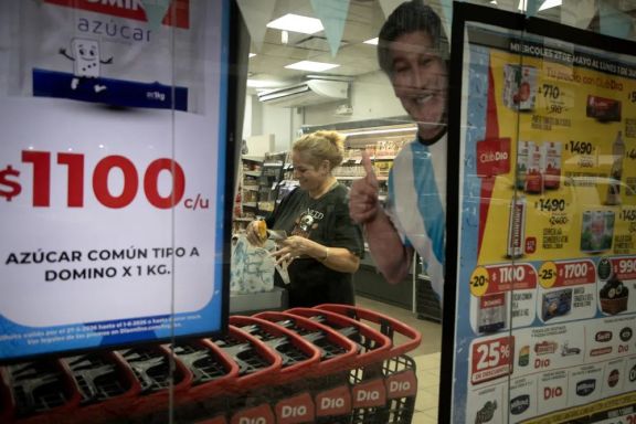 Tomar deuda para comer, pagar el alquiler y los servicios: radiografía del bonaerense