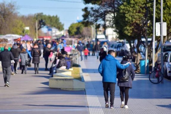Fin de semana largo: escapadas, menos gastos y reservas de último momento