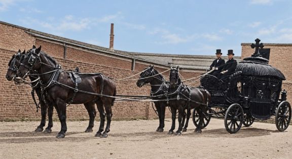 Camino al 144° Aniversario: La histórica Empresa Fúnebre de Arturo S. Otero   