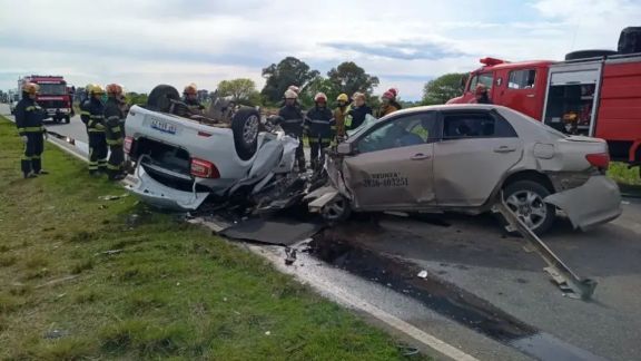Tragedia en la Ruta 65: cuatro personas murieron tras un violento choque frontal
