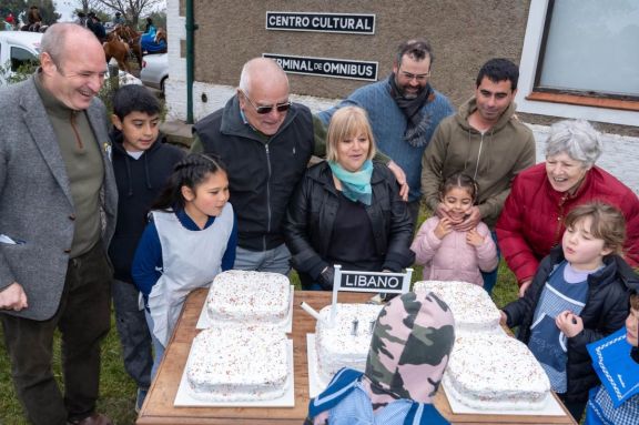 Líbano celebró sus 112 años con una gran fiesta popular y el debut de las "24 Horas del Fuego"