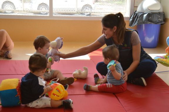 Nivel Inicial : salas de 1 año consolidadas, sala de 3 obligatoria e inscripciones en noviembre